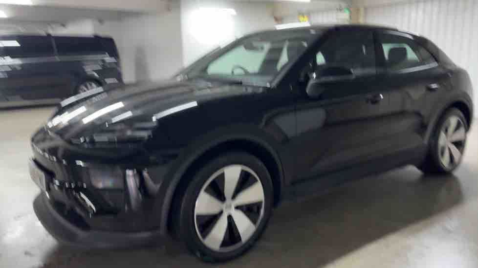 More views of Porsche Macan