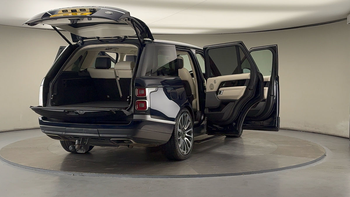 More views of Land Rover Range Rover