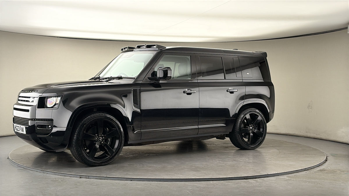 More views of Land Rover Defender 110