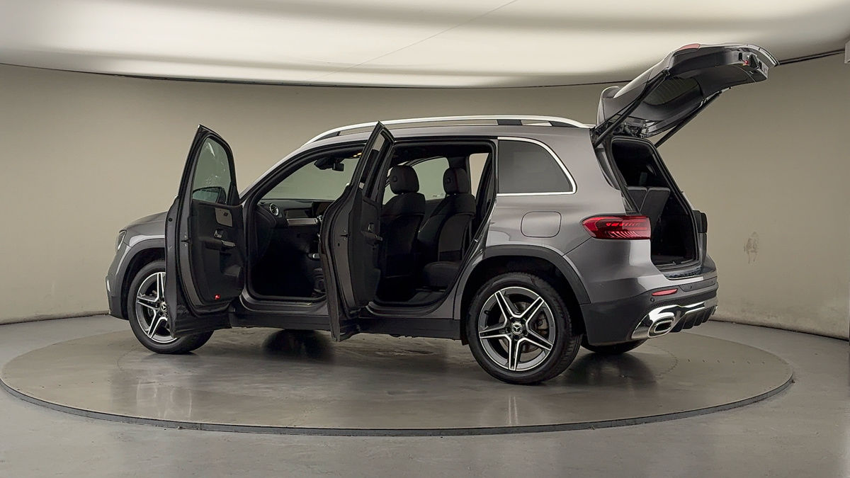 More views of Mercedes-Benz GLB