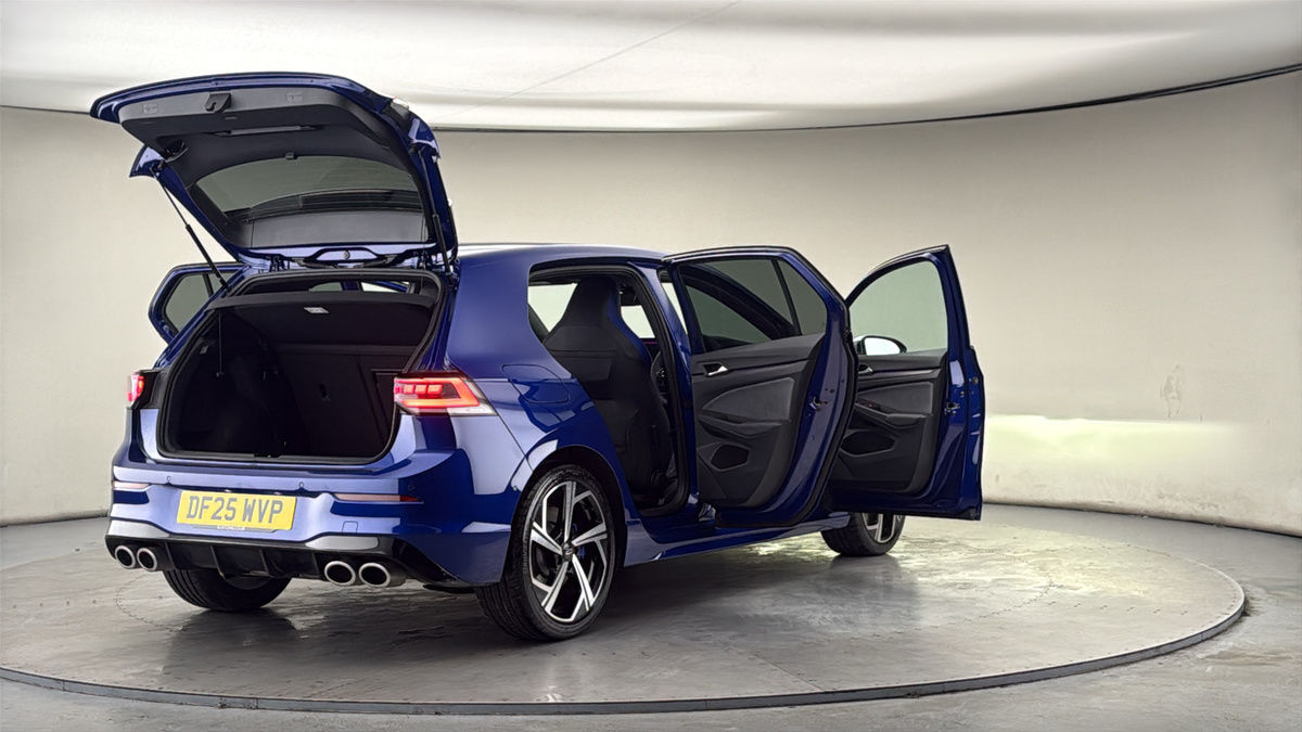 More views of Volkswagen Golf