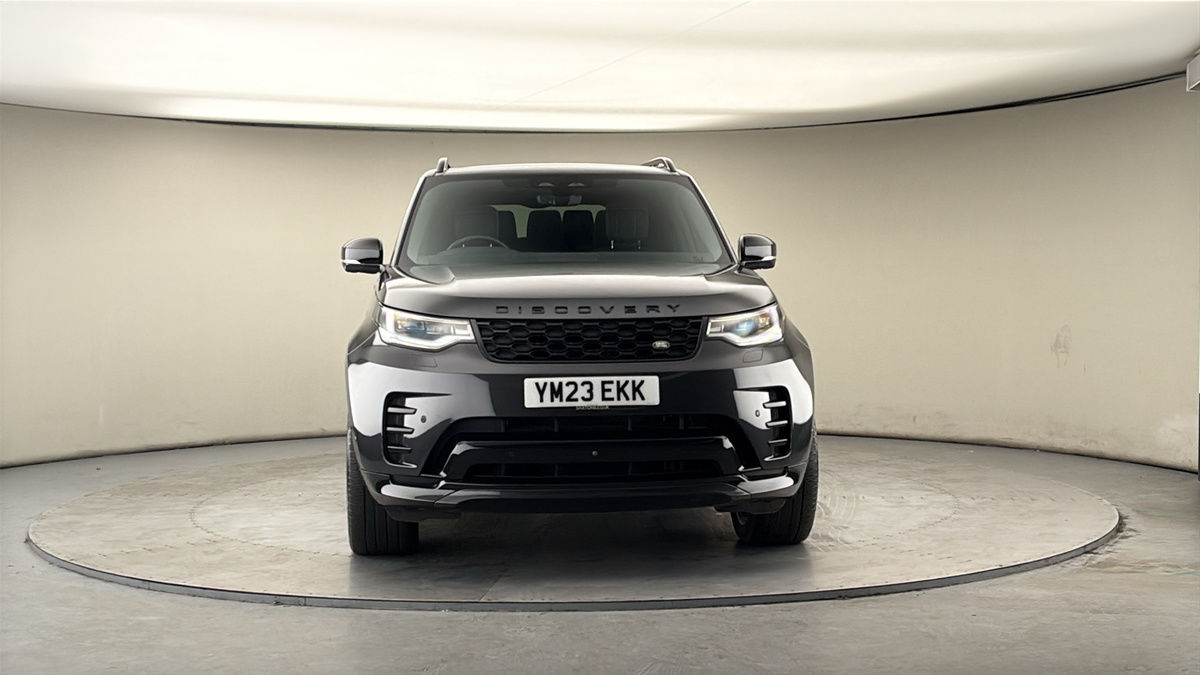 More views of Land Rover Discovery