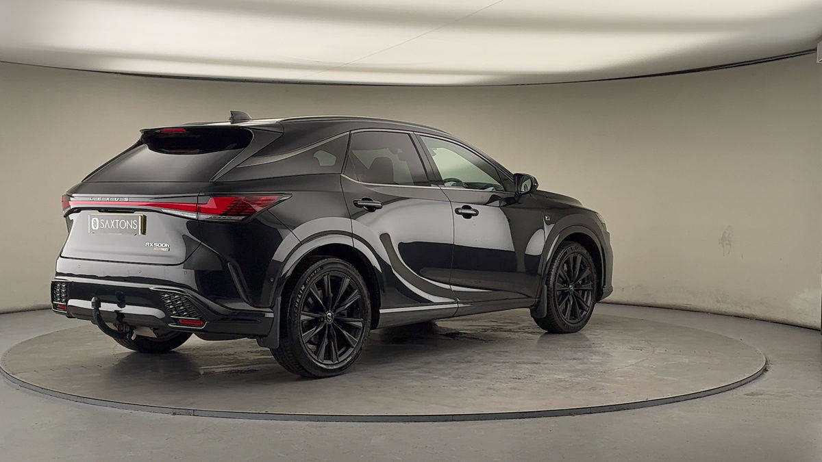 Lexus RX Image 21