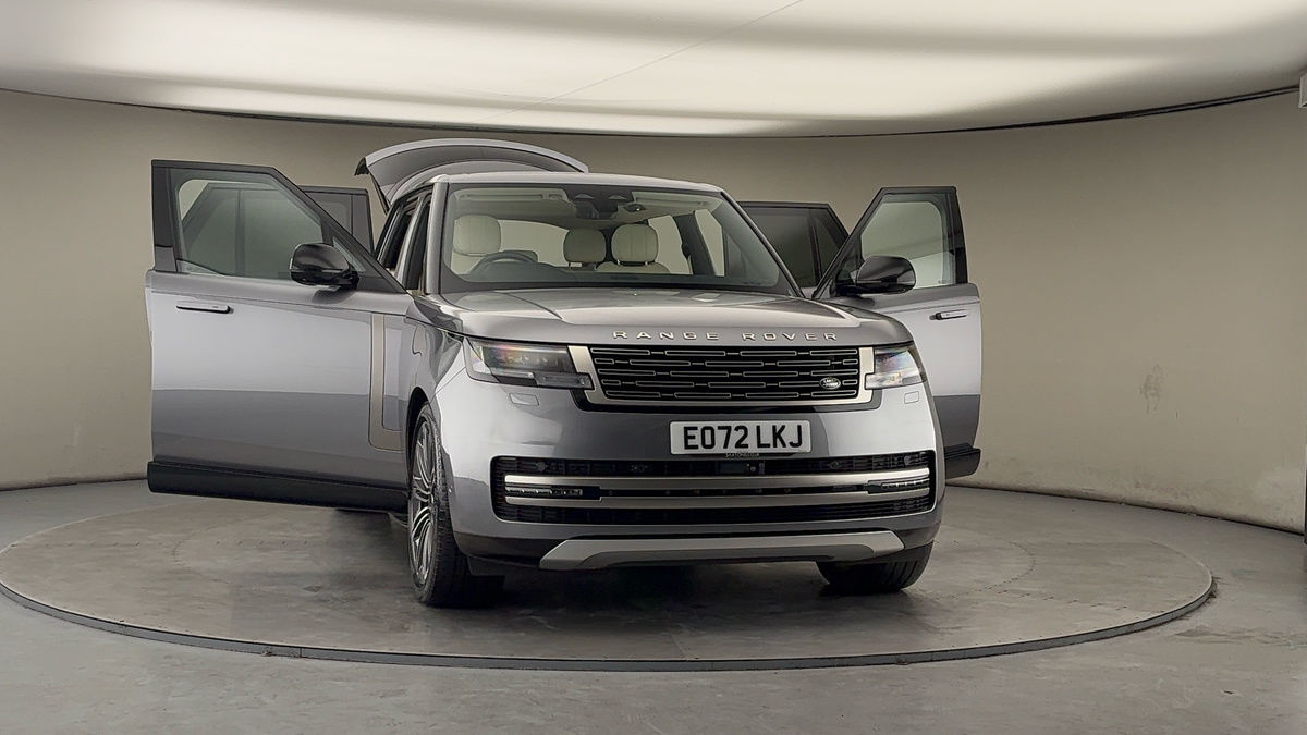 More views of Land Rover Range Rover