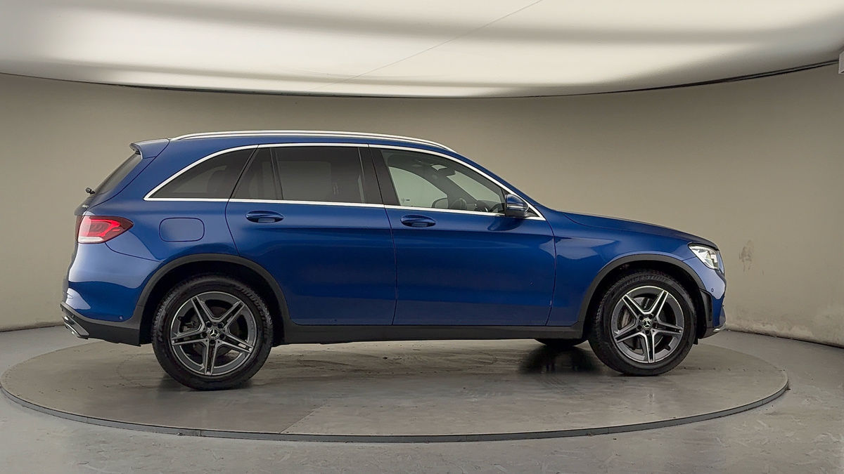 More views of Mercedes-Benz GLC