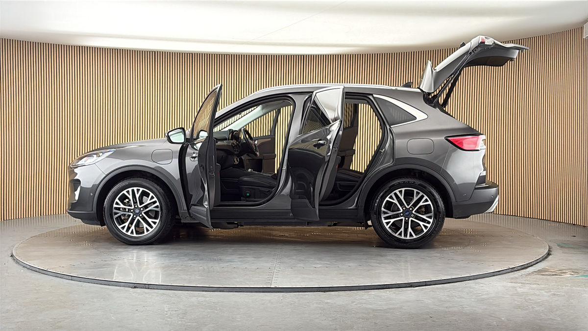 More views of Ford Kuga
