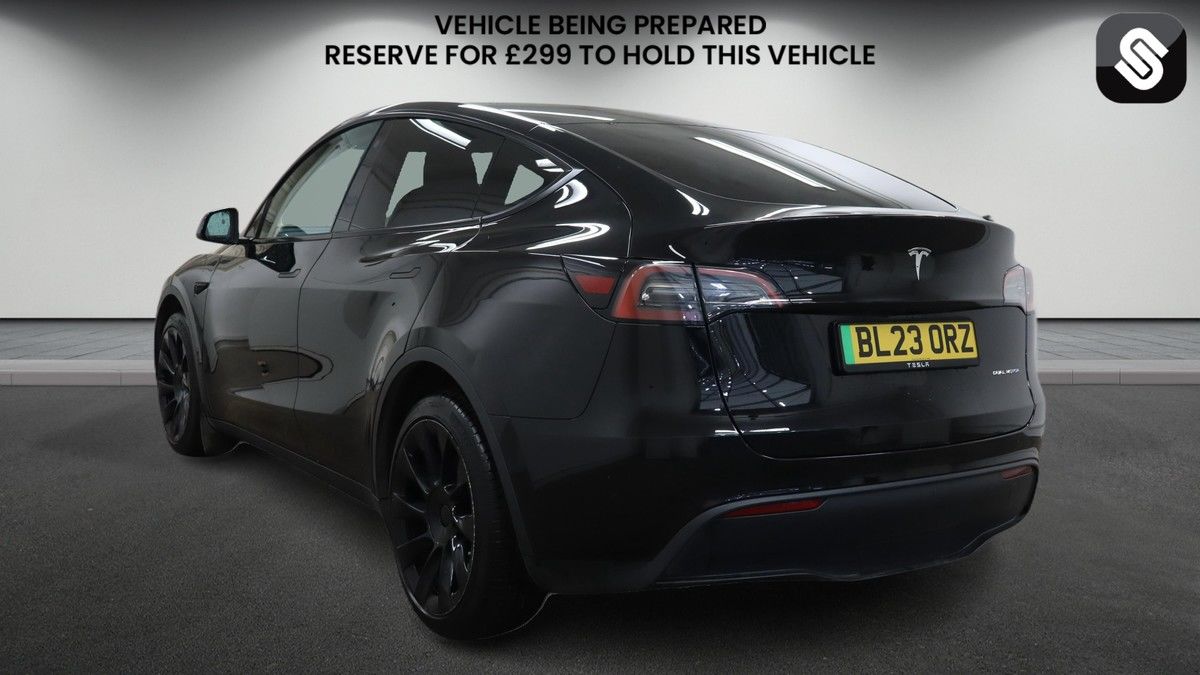 Tesla Model Y Image 3