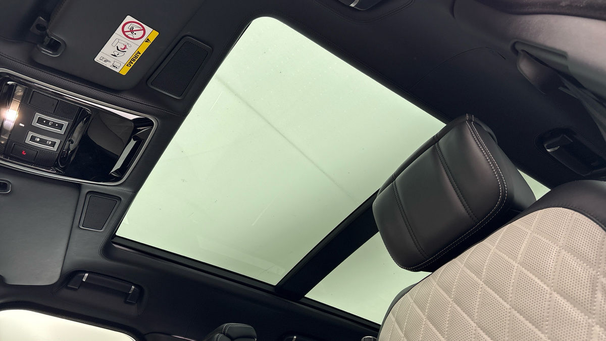 Land Rover Range Rover Image 6
