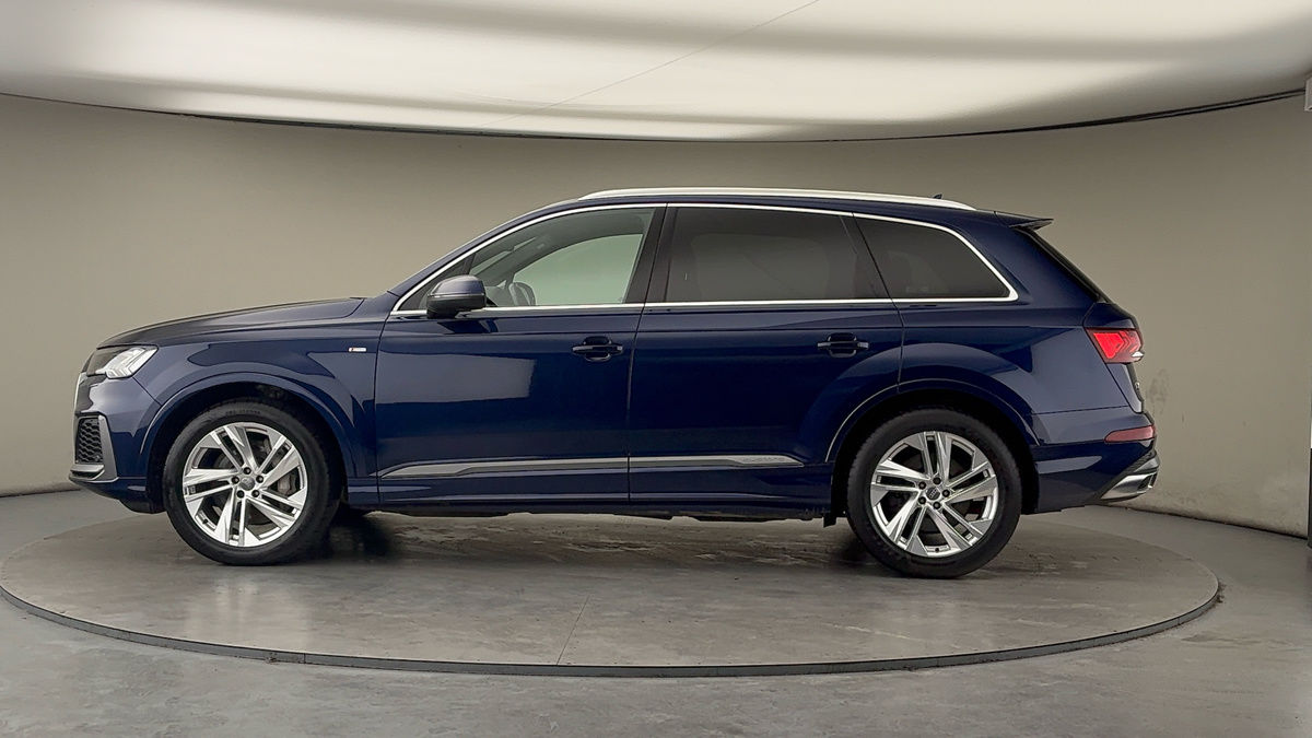 Audi Q7 Image 30