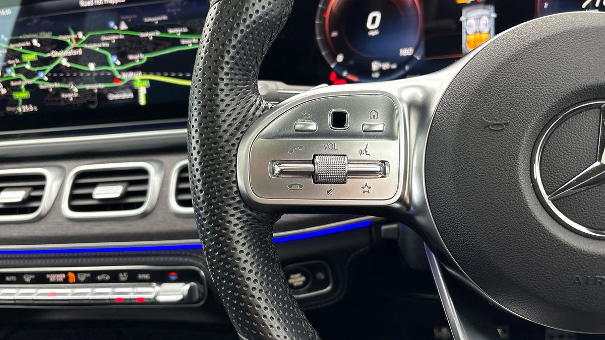 Mercedes-Benz GLE Image 13