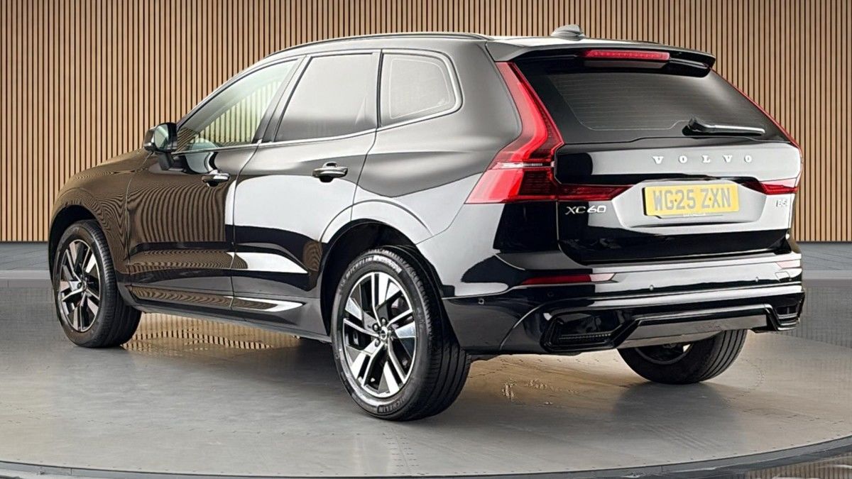 Volvo XC60 Image 2