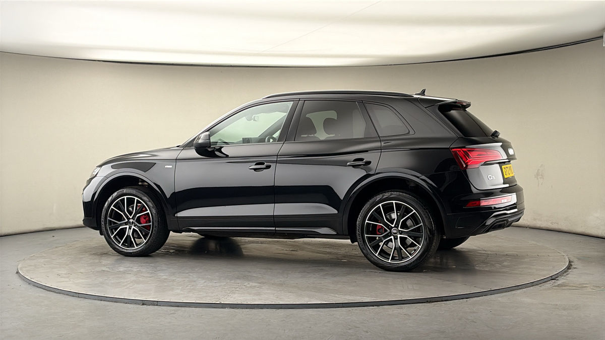 More views of Audi Q5