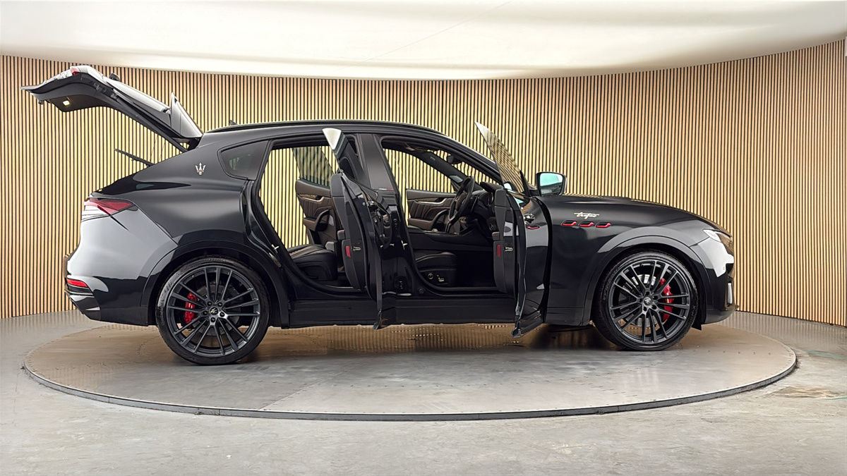 More views of Maserati Levante