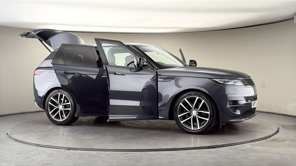 More views of Land Rover Range Rover Sport