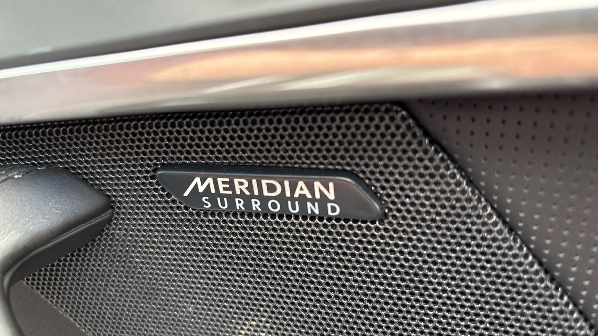 Jaguar F-Type Image 26