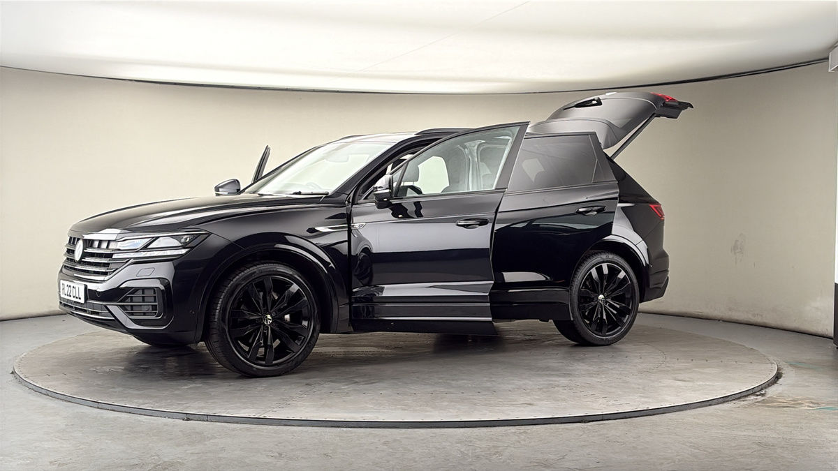 More views of Volkswagen Touareg