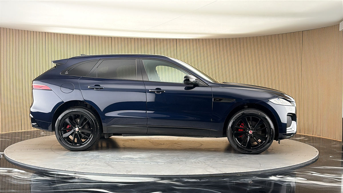 More views of Jaguar F-PACE