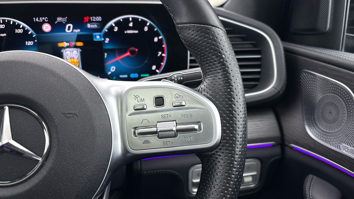 Mercedes-Benz GLE Image 14