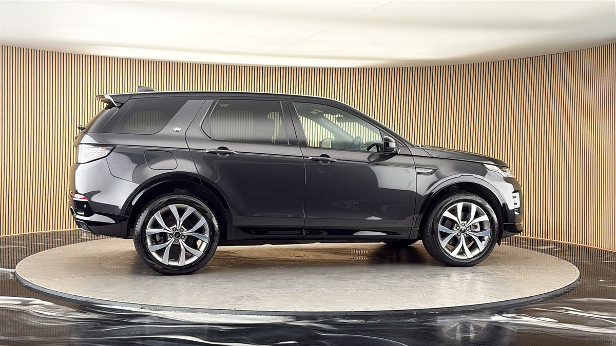 More views of Land Rover Discovery Sport
