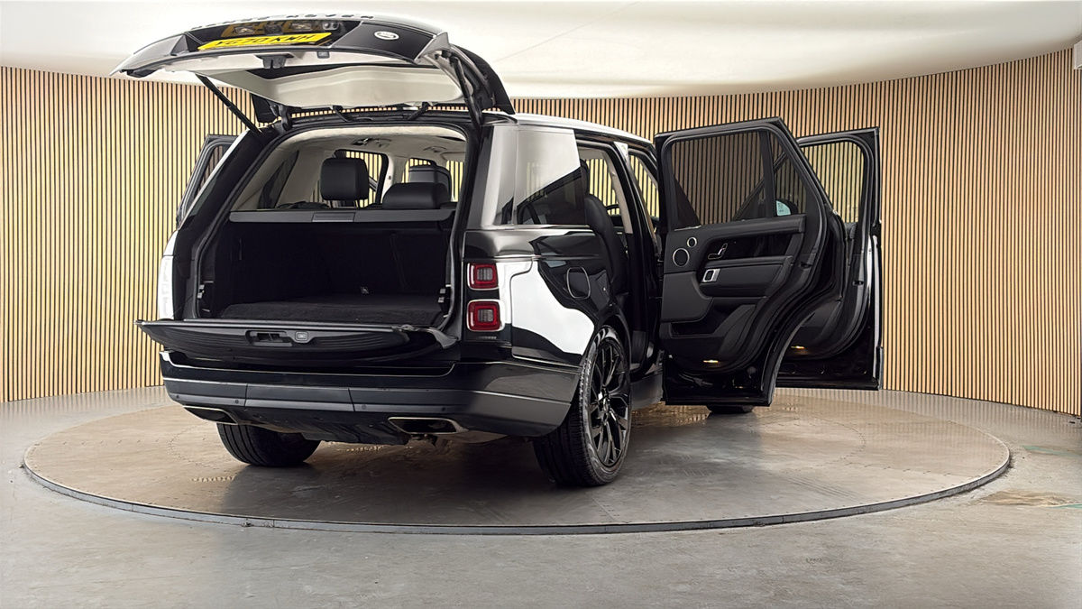 More views of Land Rover Range Rover