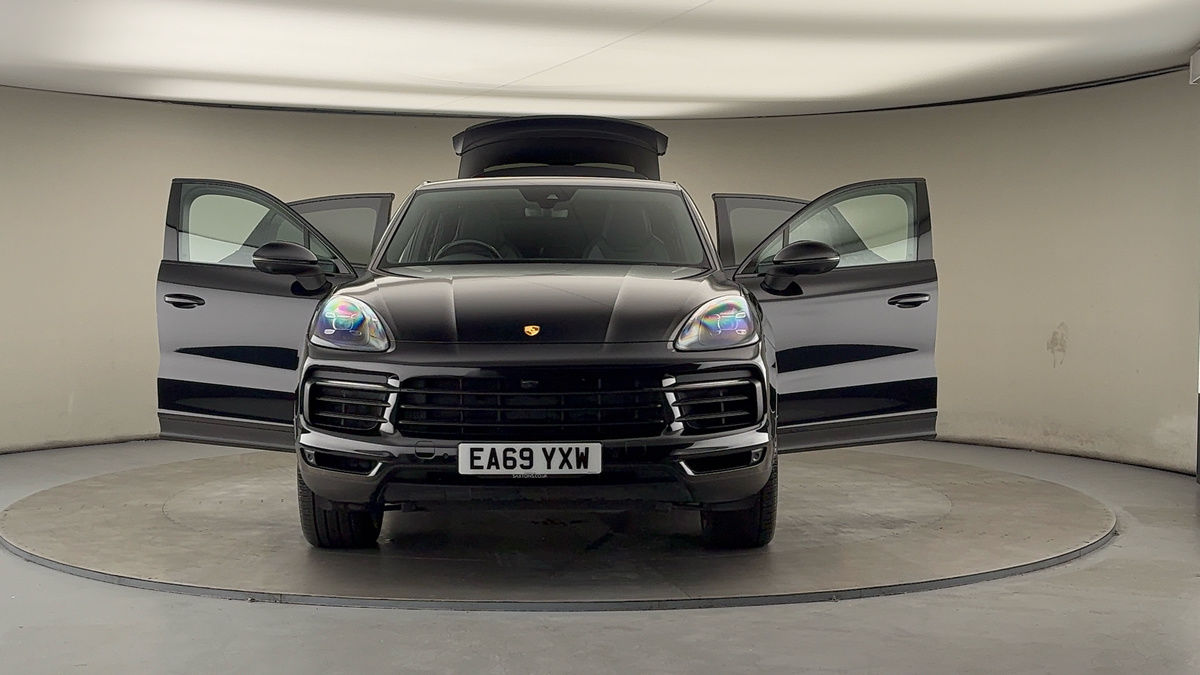 More views of Porsche Cayenne