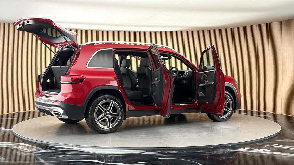 More views of Mercedes-Benz GLB