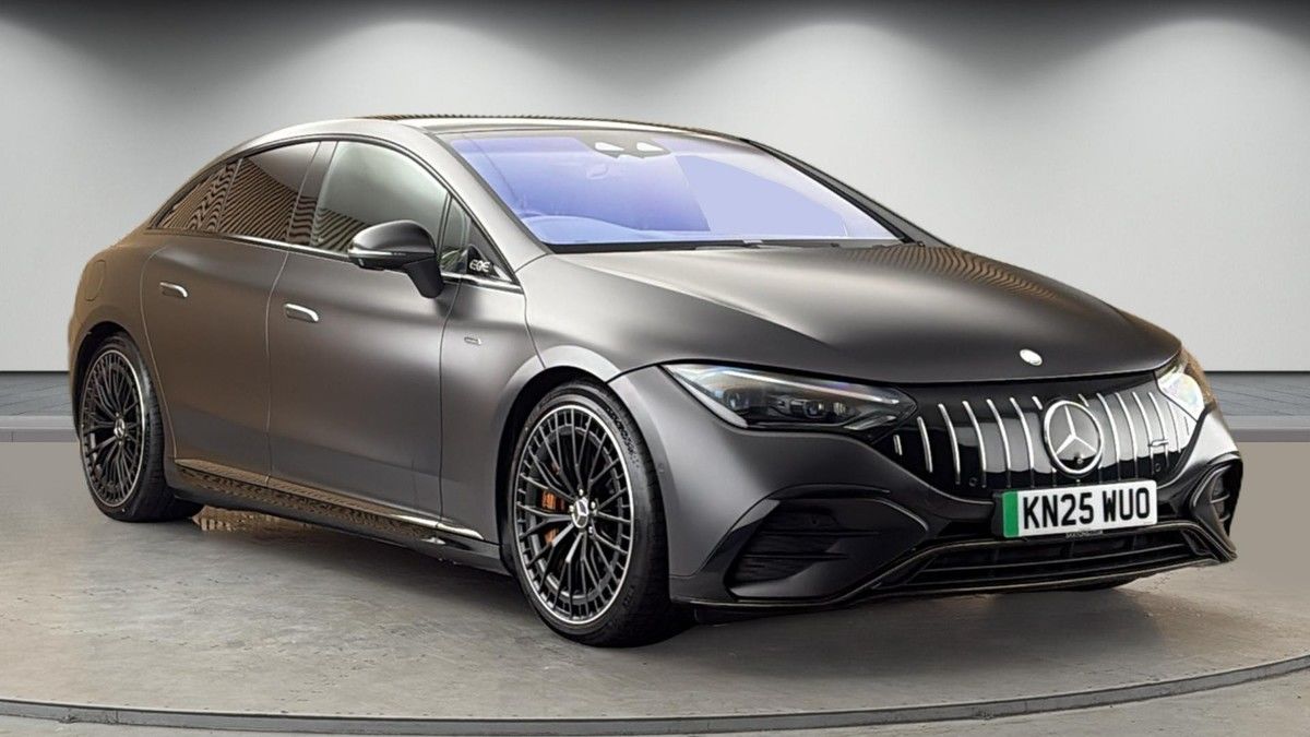 Mercedes-Benz EQE Sticky Header Image