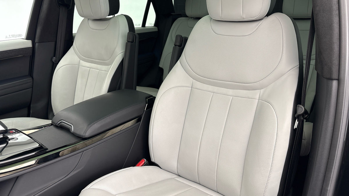 Land Rover Range Rover Sport Image 7