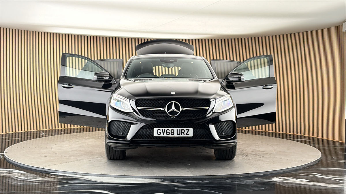 More views of Mercedes-Benz GLE