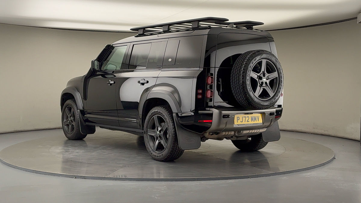 Land Rover Defender 110 Image 2