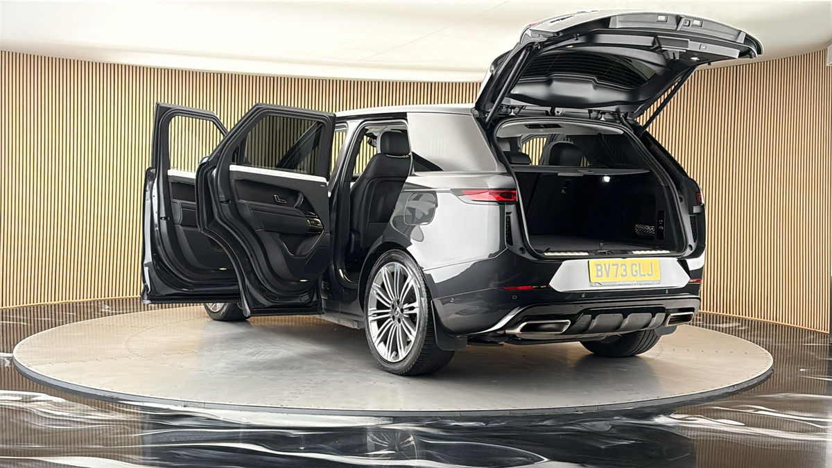 Land Rover Range Rover Sport Image 23