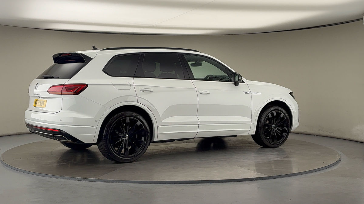 More views of Volkswagen Touareg