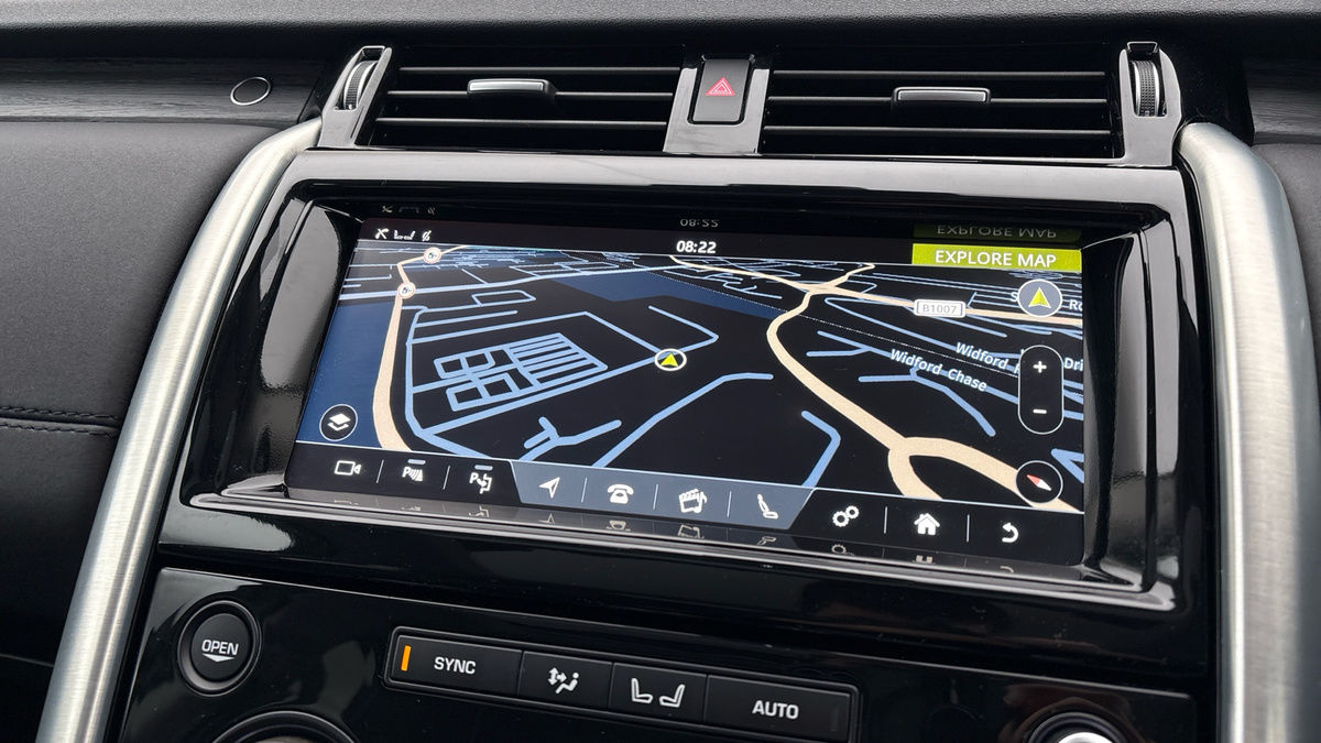 Land Rover Discovery Image 17