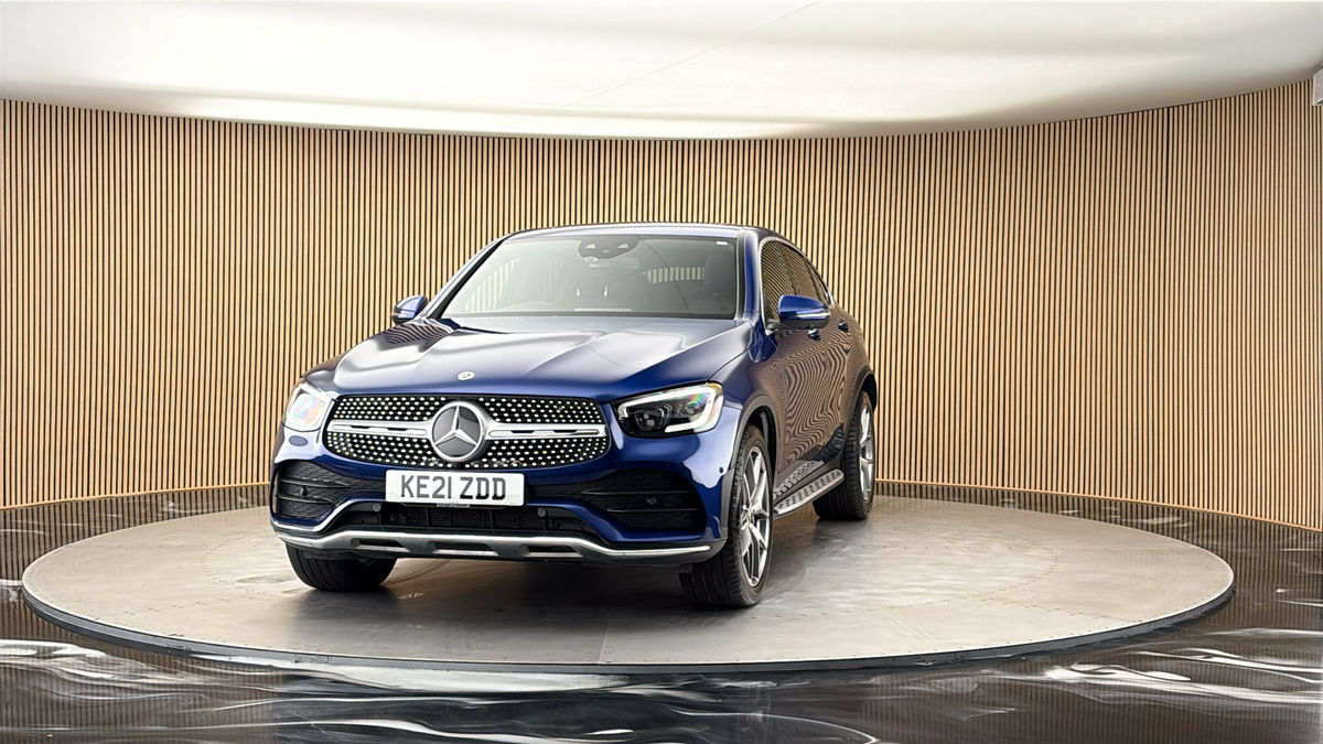 More views of Mercedes-Benz GLC