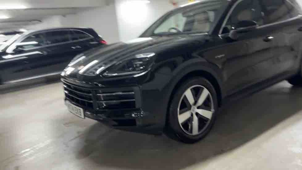 More views of Porsche Cayenne