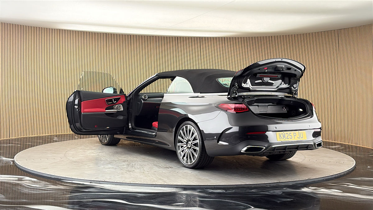 Mercedes-Benz CLE Image 23