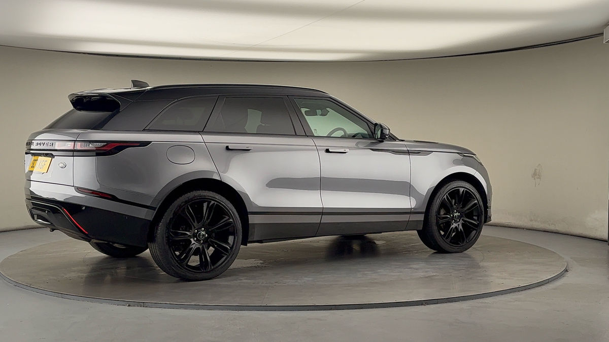 More views of Land Rover Range Rover Velar