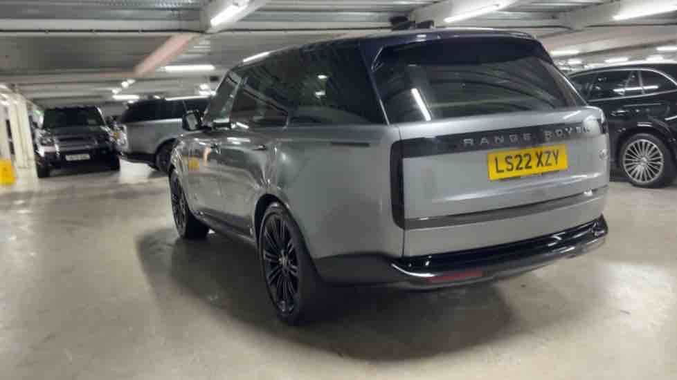 More views of Land Rover Range Rover