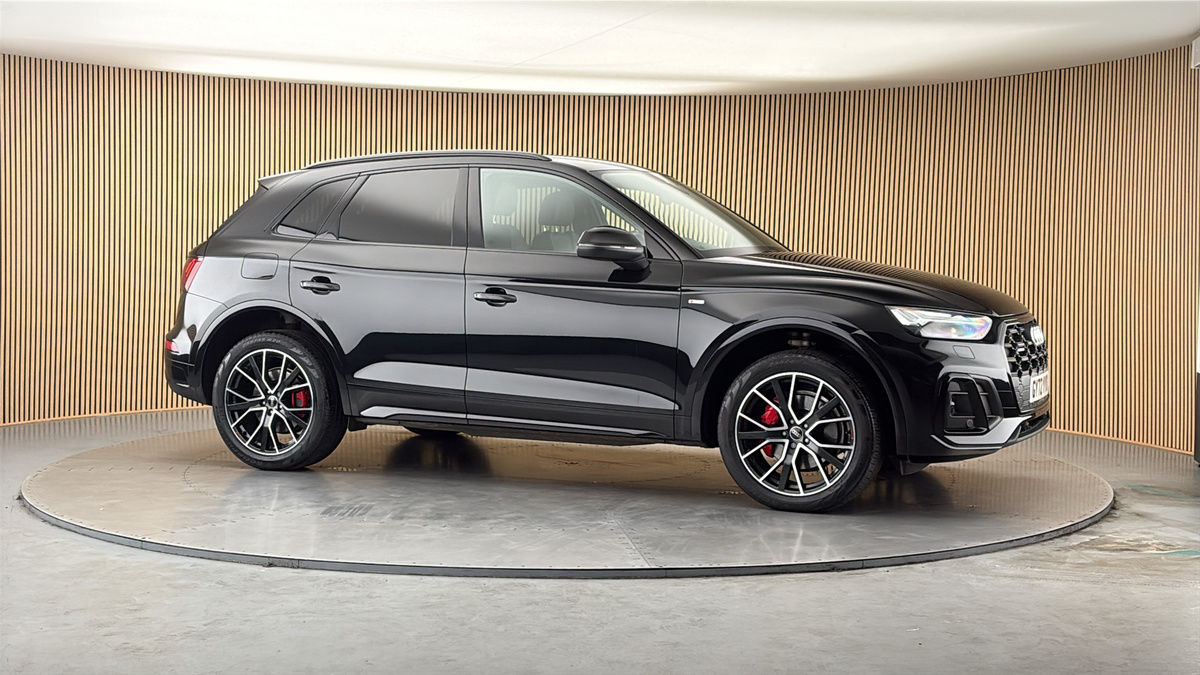 More views of Audi Q5