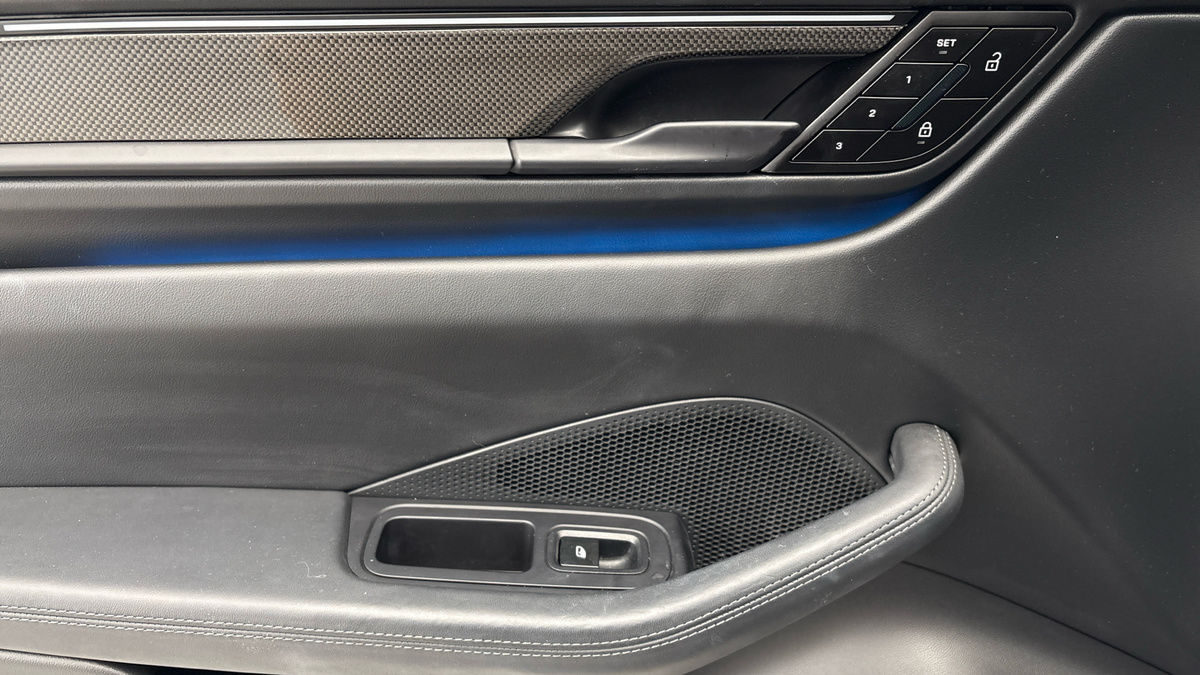 Porsche Macan Image 19