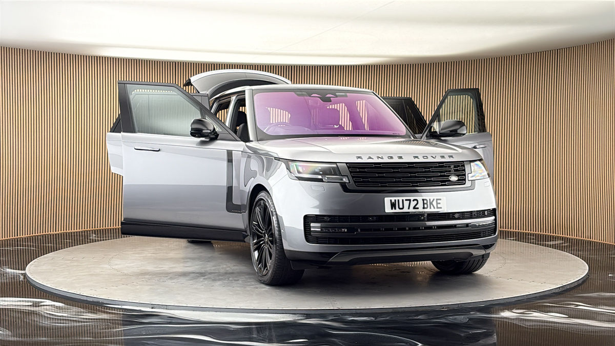 More views of Land Rover Range Rover
