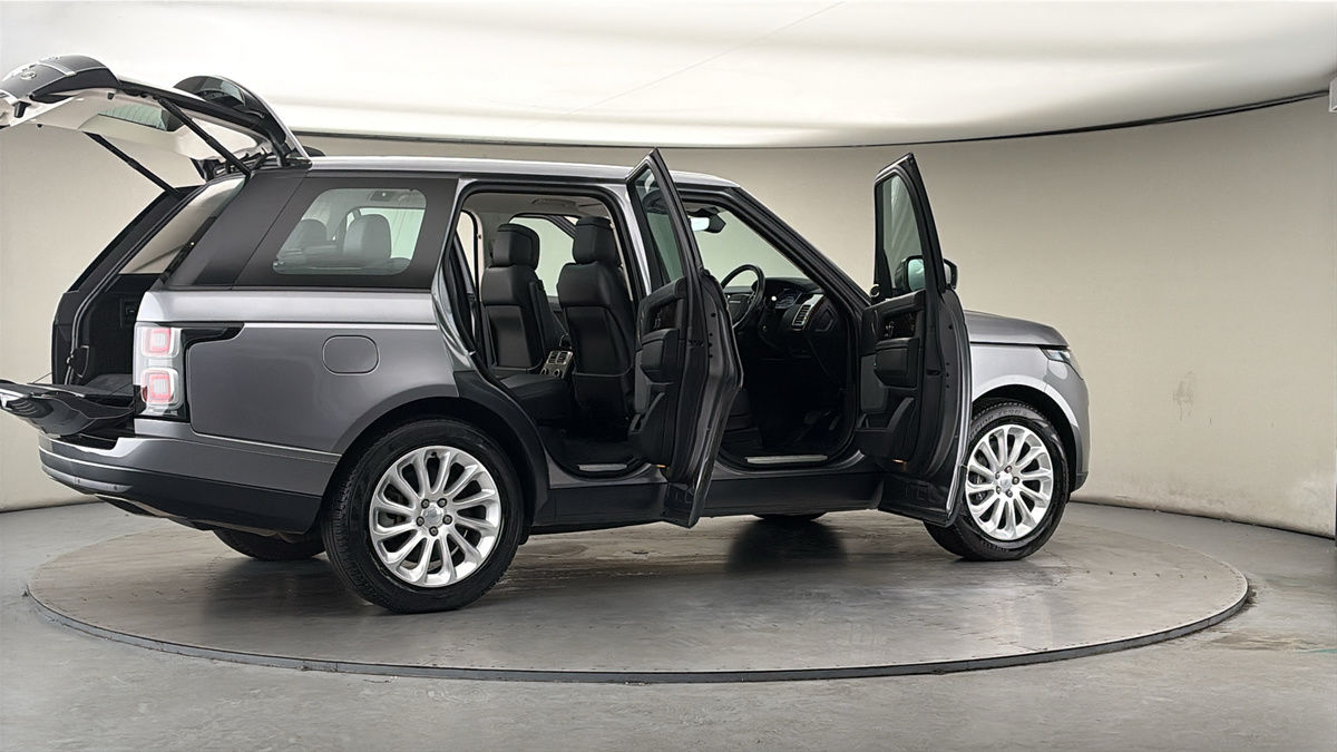 More views of Land Rover Range Rover