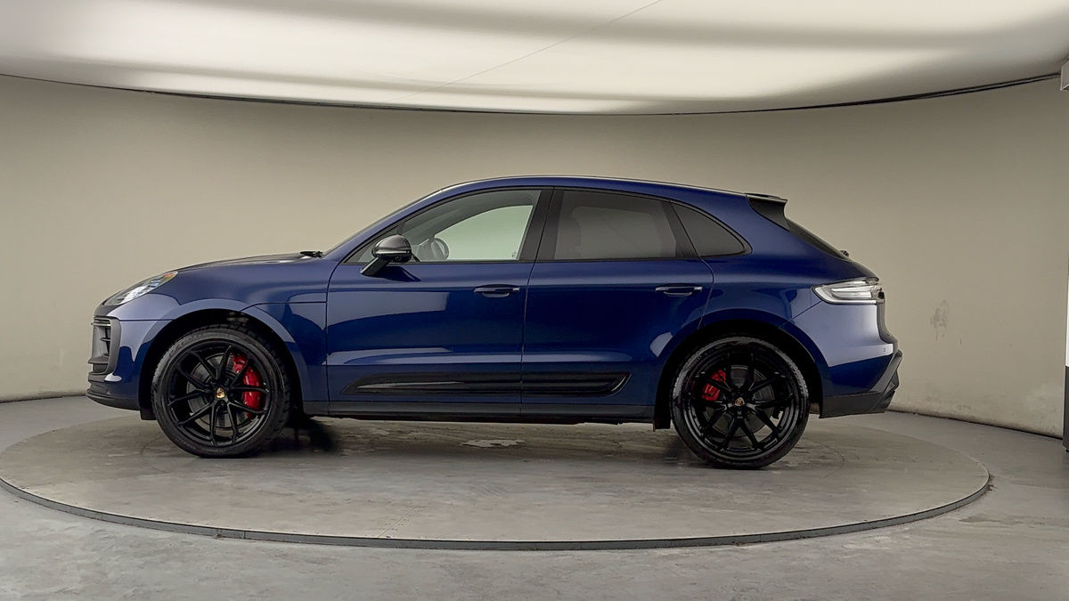 Porsche Macan Image 15