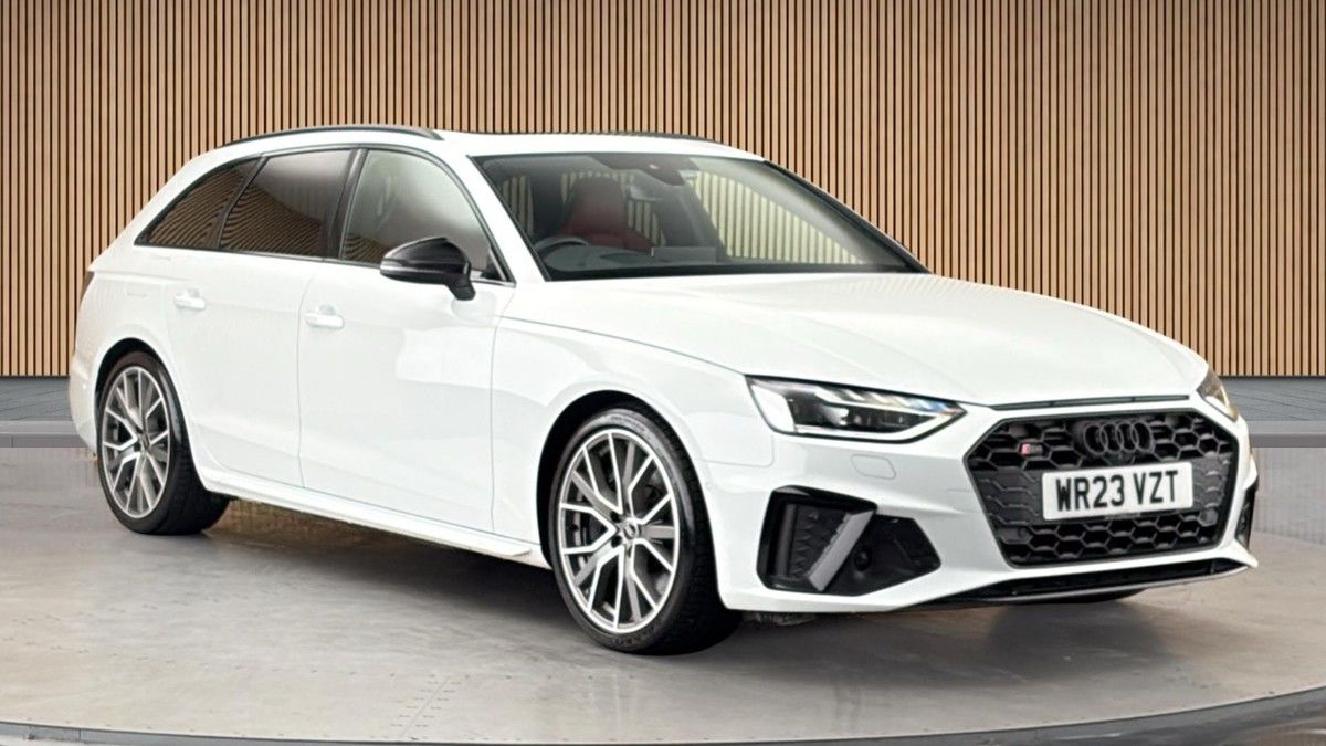 Audi S4 Avant Sticky Header Image