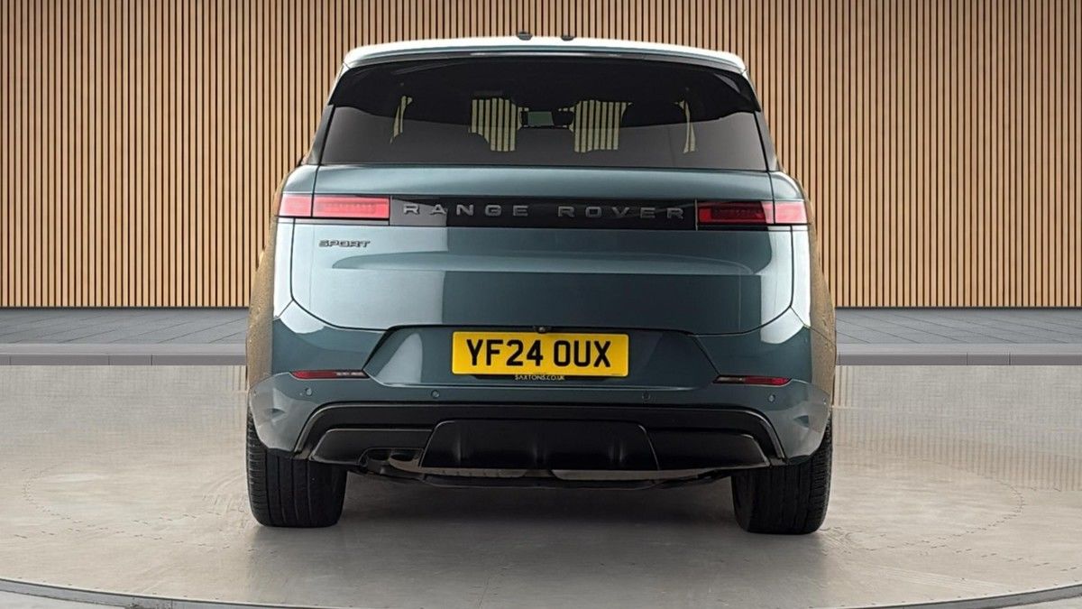 Land Rover Range Rover Sport Image 4