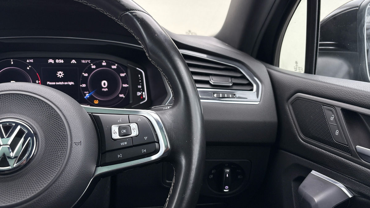 Volkswagen Tiguan Allspace Image 14
