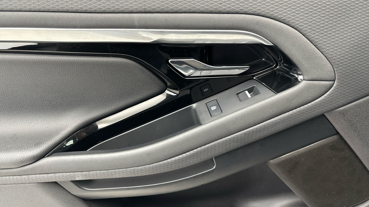 Land Rover Range Rover Evoque Image 19