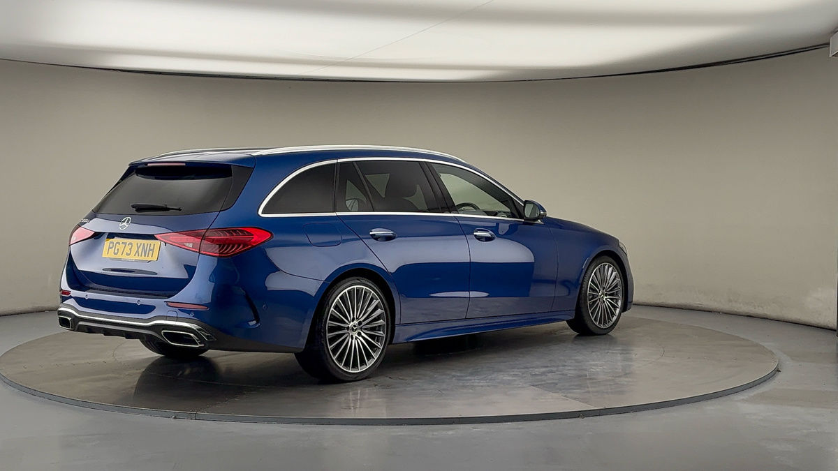 Mercedes-Benz C Class Image 21