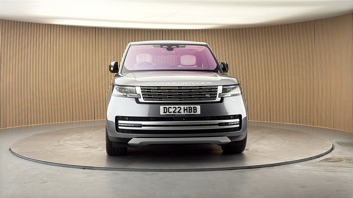 More views of Land Rover Range Rover