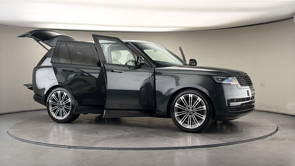 More views of Land Rover Range Rover